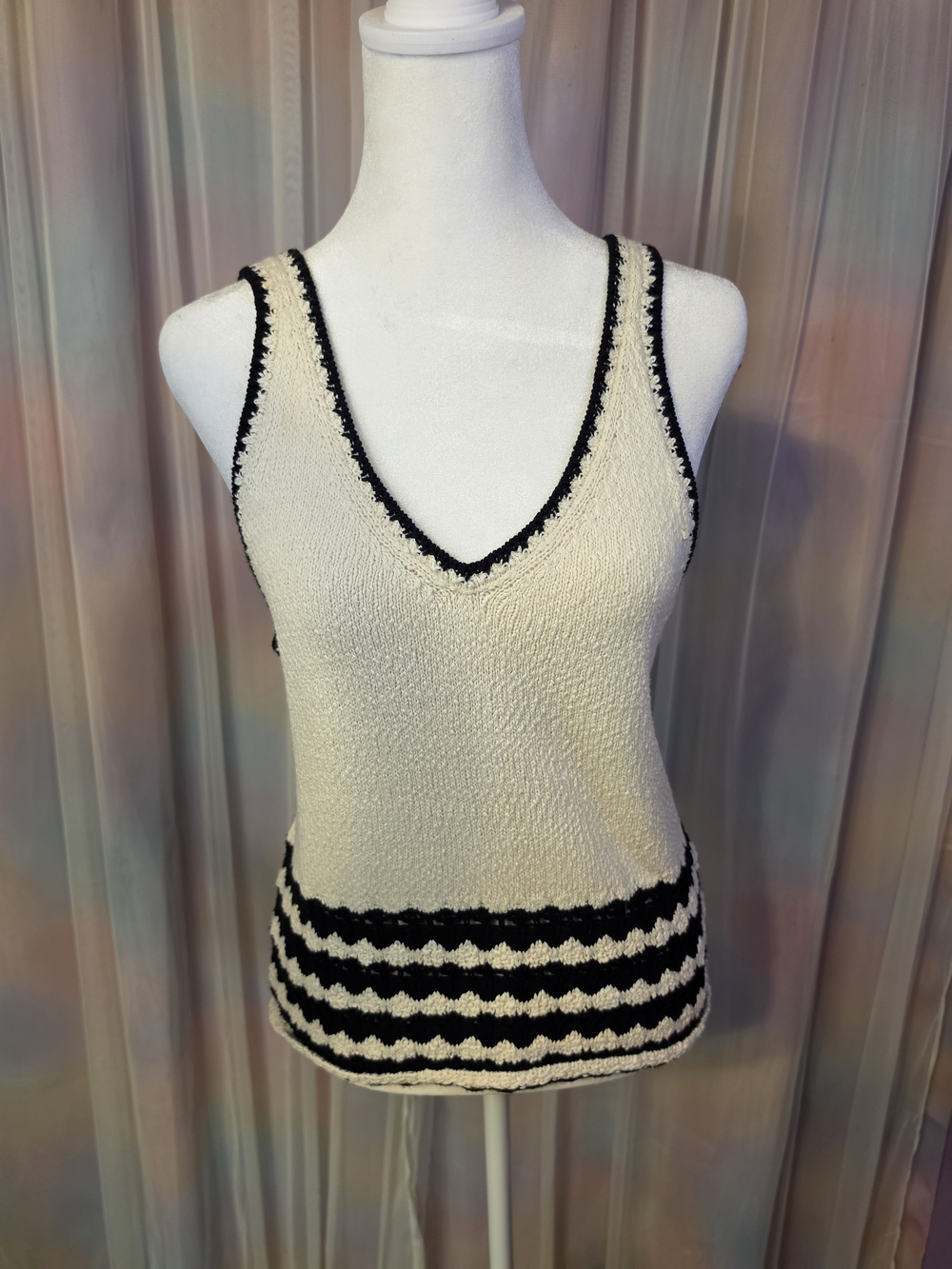 Primark Cream Tank Top Sweater Black Trim Geometric Stripe Size Medium (8-10)